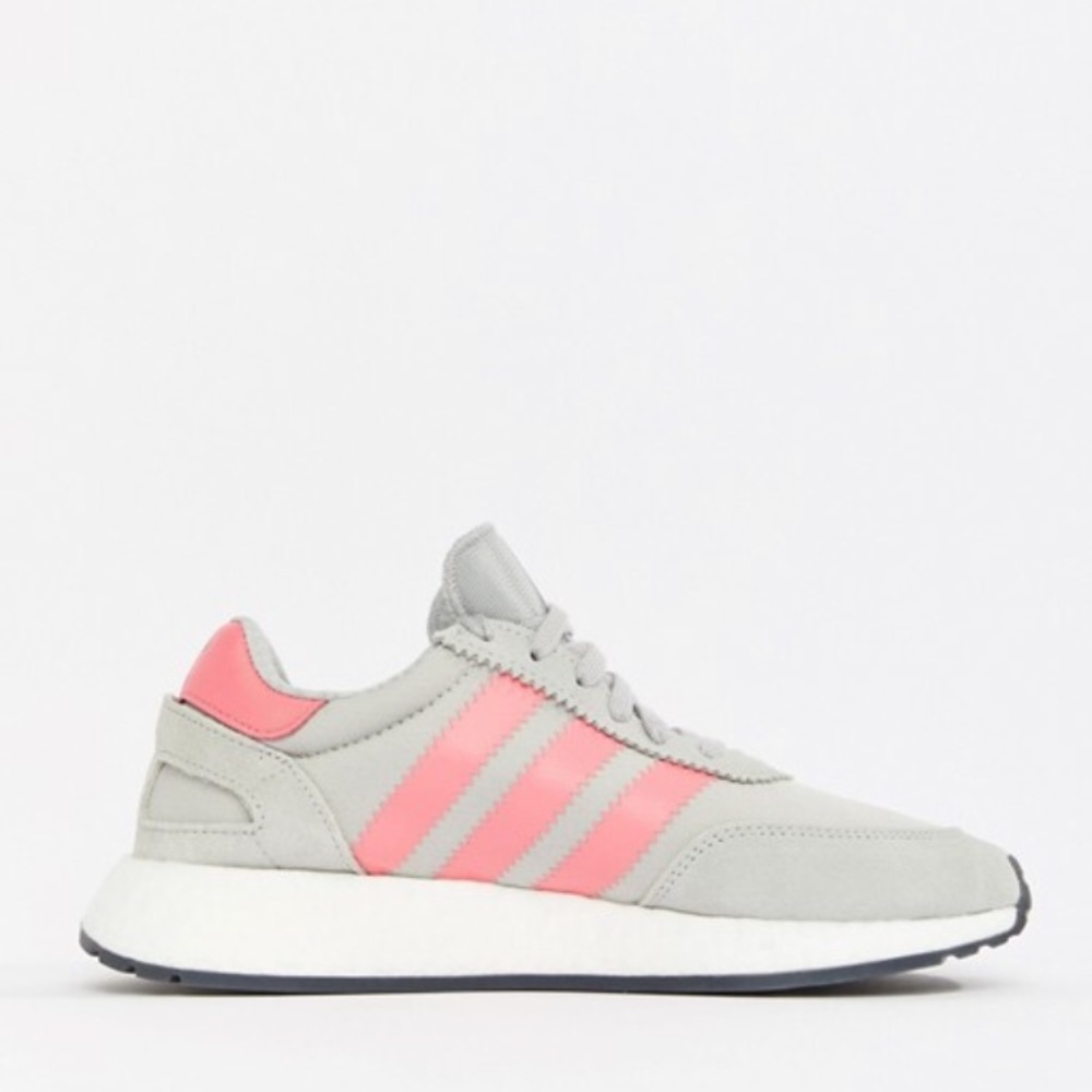 Adidas Women's Running Shoe NWB - Picture 4 of 6